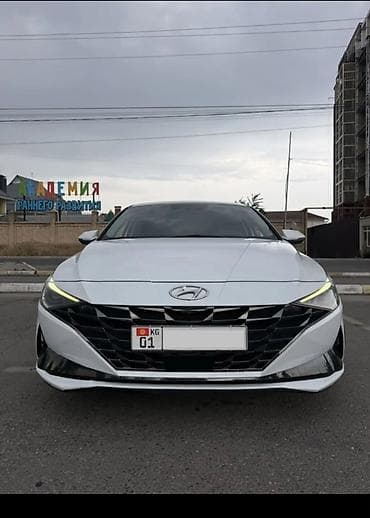 byd e2 2023: Hyundai Avante: 2020 г., 1.6 л, Гибрид, Фастбек — 2