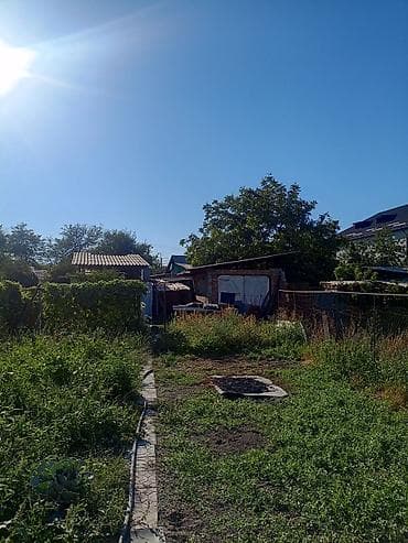 Кыймылсыз мүлк: Продаю дом. ул. Алма Атинская по трассе, первая линия. 8 соток, длина — 7