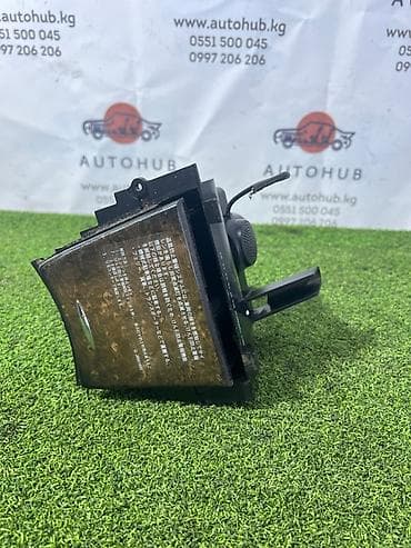 Пепельница для Mercedes-Benz E-Class W211, двигатель M113 E50, год at lalafo.kg Пепельница для Mercedes-Benz E-Class W211, двигатель M113 E50, год