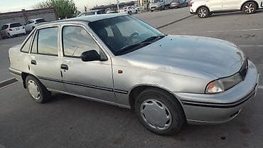 седан срочно продаю: Daewoo Nexia: 2004 г., Ручные, Седан — 2