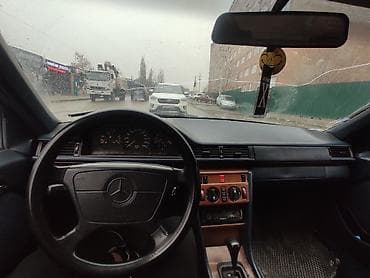 sprinter 2 9: Mercedes-Benz E-Class: 1994 г., 2.2 л, Автомат, Бензин, Седан — 7