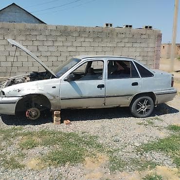 стапель бу: Продаются запчасти от седана Daewoo Nexia (кузов N100/N150), авто — 2