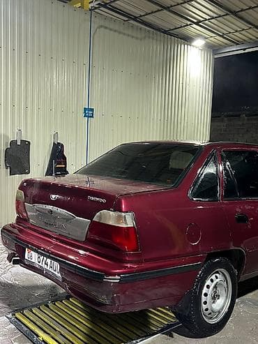 e60 m5: Daewoo Nexia: 2005 г., Седан — 2