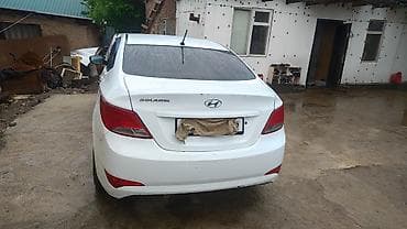 Продажа авто: Hyundai Solaris: 2015 г., 1.6 л, Автомат, Бензин, Седан — 7