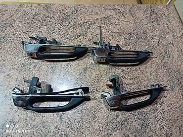 mersedes e 210: Комплект дверных ручек Дверная ручка Mercedes-Benz — 1