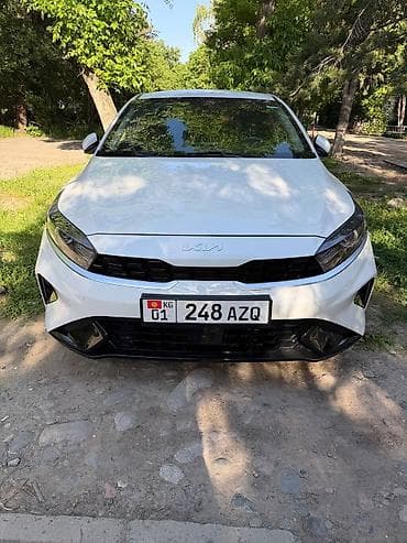 Kia Cerato: 2022 г., 1.6 л, Автомат, Бензин, Седан
