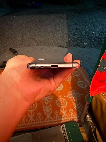 ачки с камерой: Samsung Galaxy S20 Plus, Б/у, 128 ГБ, цвет - Серый, 1 SIM, 2 SIM, eSIM — 8