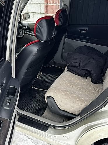 e39 touring: Toyota Opa: 2001 г., 1.9 л, Автомат, Бензин, Хэтчбэк — 6