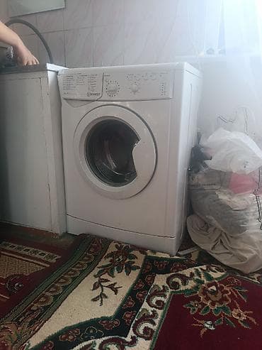 Стиральная машина Indesit с фронтальной загрузкой. - Управление — 1