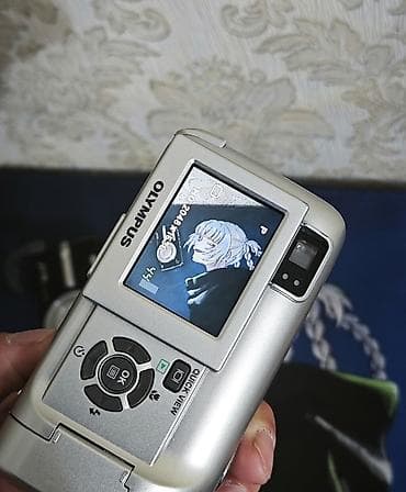 Мыльница Olympus Camedia C350Z Состояние как новая! В комплекте -