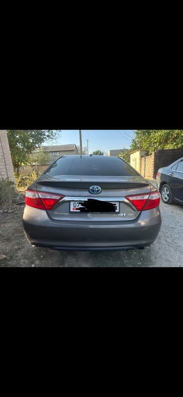 срочно продаю в связи с переездом: Toyota Camry: 2016 г., 2.5 л, Автомат, Гибрид, Седан — 3