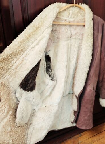 пальто 50: Продаю дублёнку Овчина Размер 50-52 Состояние хорошее Очень теплая и — 2
