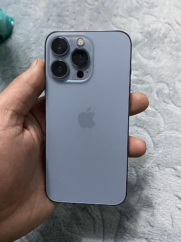 IPhone 13 Pro, 256 ГБ, Голубой, Чехол, 90 %