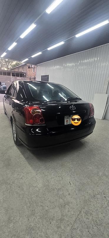 Toyota Avensis: 2004 г., 2 л, Автомат, Бензин, Седан — 3