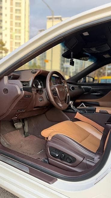 Продажа авто: Lexus ES: 2019 г., Автомат, Гибрид, Седан — 9