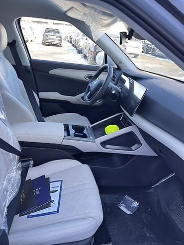 k7 2019: BYD Yuan Up: 2025 г., Электромобиль — 9