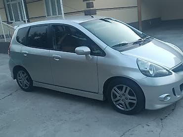 зеркало степвагон: Honda Jazz: 2008 г., 1.4 л, Автомат, Бензин, Хетчбек — 2