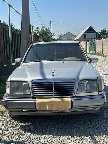 кожаный салон 124: Mercedes-Benz W124: 1994 г., 2.2 л, Механика, Бензин, Седан — 1