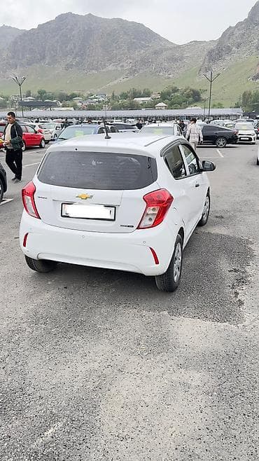 chevrolet kobalt: Chevrolet Spark: 2020 г., 1 л, Автомат, Бензин — 3