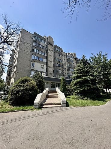 Недвижимость: 2 комнаты, 63 м², бульвар Эркиндик Индивидуалка, 2 этаж, Старый ремонт — 2