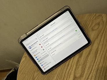 Планшеты: Планшет, Apple, память 128 ГБ, Wi-Fi, Б/у, Классический — 1
