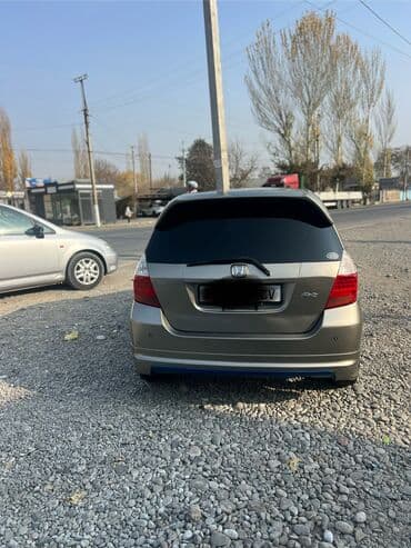 куплю машину недорого бу: Honda Fit: 2004 г., 1.3 л, Автомат, Бензин — 6