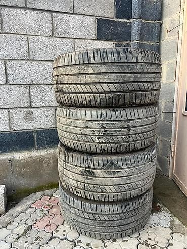 65 style: Комплект летних шин 21" - Размер: перед 315/35 R21 (маркировка на — 2