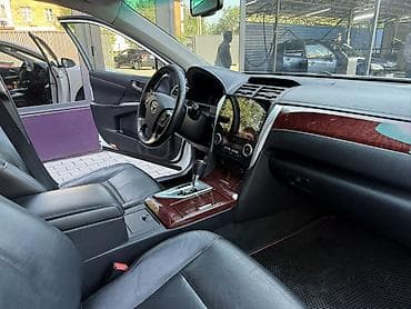 camry 5: Toyota Camry: 2012 г., 2.5 л, Автомат, Бензин, Седан — 3