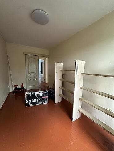 метраж: 3 комнаты, 56 м², 104 серия, 3 этаж, Старый ремонт — 2