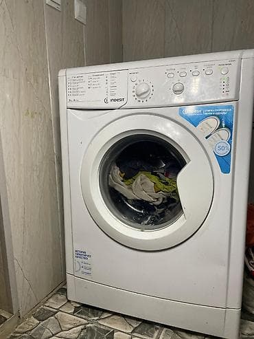 Кийимге кам көрүү: Стиральная машина Indesit, фронтальная загрузка. в хорошем состоянии — 4