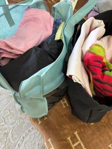 Атайын кийим: Продаю два пакета женской 44-46ри детской одежды на девочку 9-10лет — 1