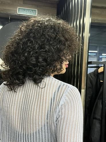 салон красоты услуги: Услуга: долговременная завивка (карвинг/перманент) на средние и — 6