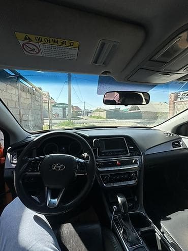 bugatti veyron: Hyundai Sonata: 2018 г., 2 л, Автомат, Газ, Седан — 5