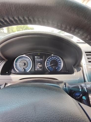 гибрид машины: Toyota Camry: 2016 г., 2.5 л, Автомат, Гибрид, Седан — 5
