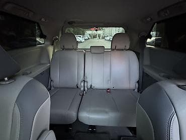 highlander 2012: Toyota Sienna: 2013 г., 3.5 л, Автомат, Бензин, Минивэн — 10