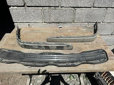 Накладка на бампер Mercedes-Benz, Б/у