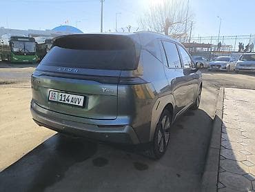 мегасити: Электромобиль GAC Aion Y Plus (серебристо-серый) - Кузов: компактный — 5