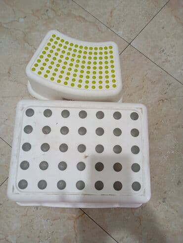 пластмассовые стулья для кафе: Растущий стул, Пластик — 1