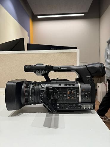 dvd usb: Профессиональная видеокамера Panasonic Ключевые особенности: - — 6