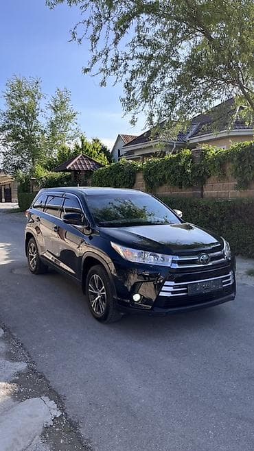 реалии: Toyota Highlander: 2018 г., 3.5 л, Автомат, Бензин, Кроссовер — 2