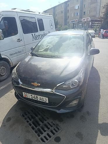 kia picanto: Chevrolet Spark: 2019 г., 1 л, Автомат, Бензин, Хэтчбэк — 1