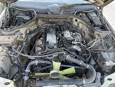 заказ спринтер: Mercedes-Benz W124: 1989 г., 2.3 л, Ручные, Бензин, Седан — 5