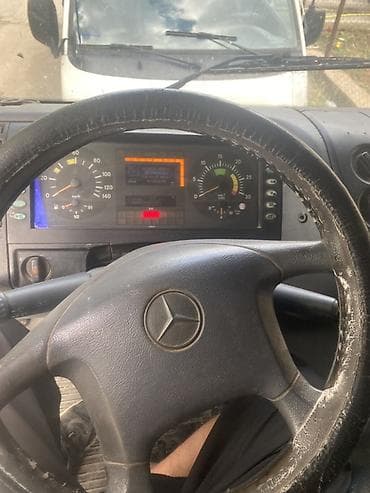 Транспорт: Жүк ташуучу унаа, Mercedes-Benz, Стандарт — 3