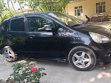 Транспорт: Honda Jazz: 2006 г., 1.5 л, Вариатор, Бензин, Хэтчбэк — 2