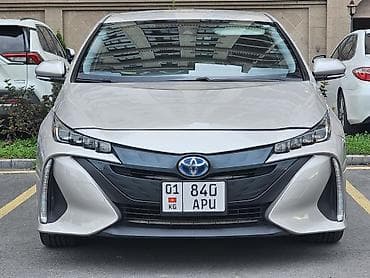 сиденье w211: Toyota Prius: 2018 г., 1.8 л, Гибрид, Хэтчбэк — 3