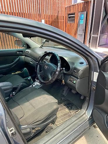Продажа авто: Toyota Avensis: 2004 г., 1.8 л, Автомат, Газ, Седан — 3