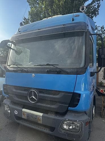 даф daf: Грузовик, Mercedes-Benz — 1