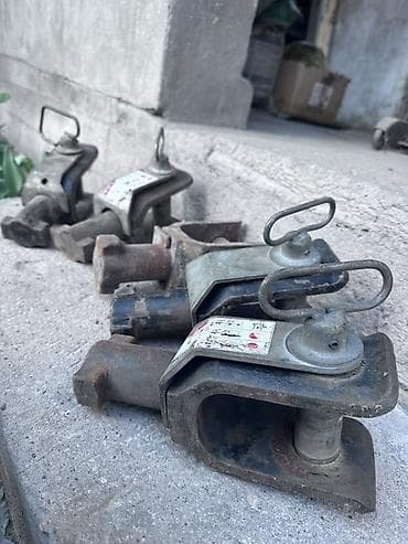 volvo ref: Комплект передних фар Volvo — 4