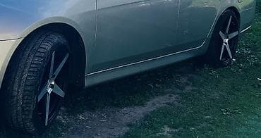 Колеса в сборе 225 / 40 / R 18, Лето, Б/у, Комплект, Легковые, Литые, отверстий - 5