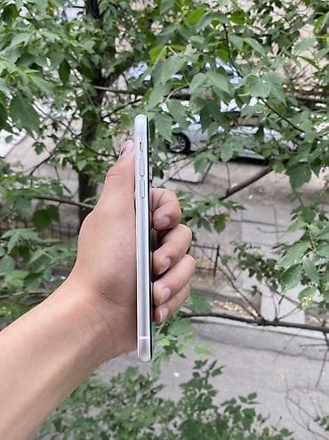Техника и электроника: IPhone 11, Б/у, 128 ГБ, White Titanium, Чехол, 85 % — 6